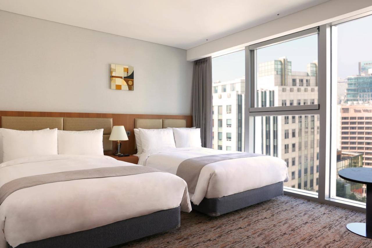 Stanford Hotel Myeongdong Сеул Экстерьер фото