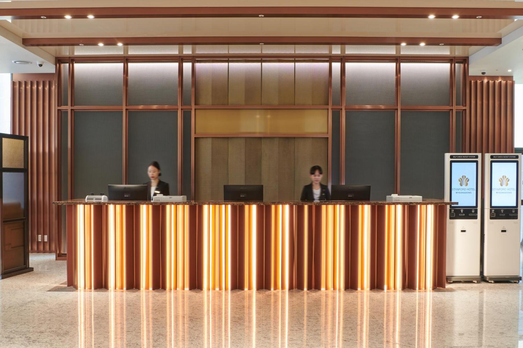 Stanford Hotel Myeongdong Сеул Экстерьер фото
