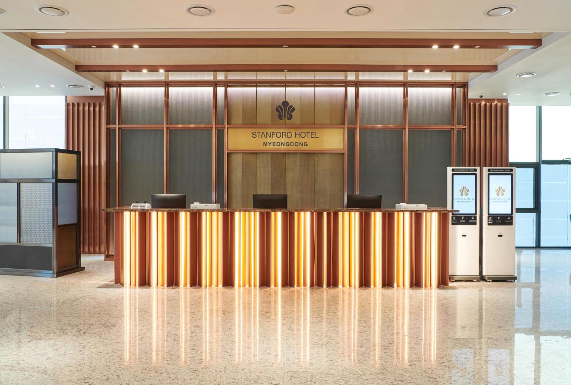 Stanford Hotel Myeongdong Сеул Экстерьер фото
